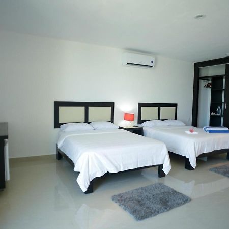 Sunrise 42 Suites By Holiday In Playa Плая дел Кармен Екстериор снимка