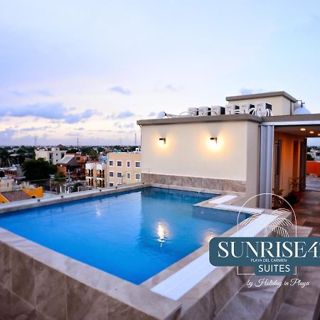 Sunrise 42 Suites By Holiday In Playa Плая дел Кармен Екстериор снимка