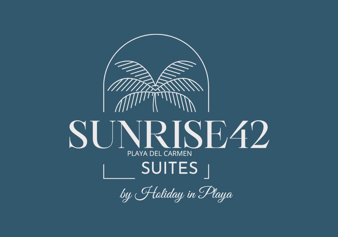 Sunrise 42 Suites By Holiday In Playa Плая дел Кармен Екстериор снимка